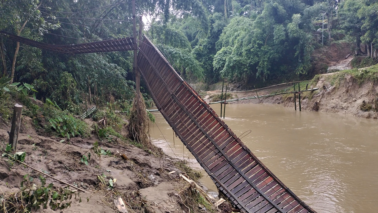 লক্ষ্মীপুরে বাড়তে শুরু করেছে পানি