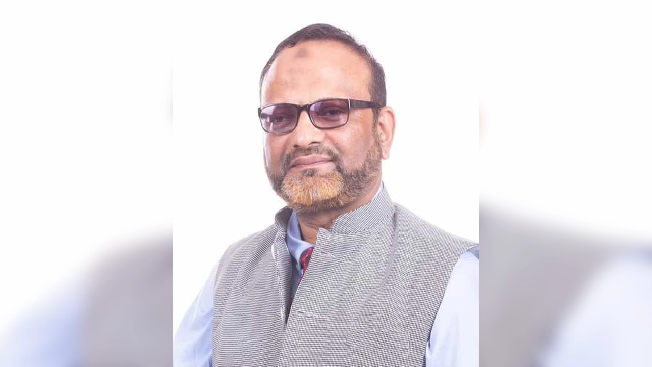 অধ্যাপক নিয়াজ আহমেদ খান। ছবি : সংগৃহীত