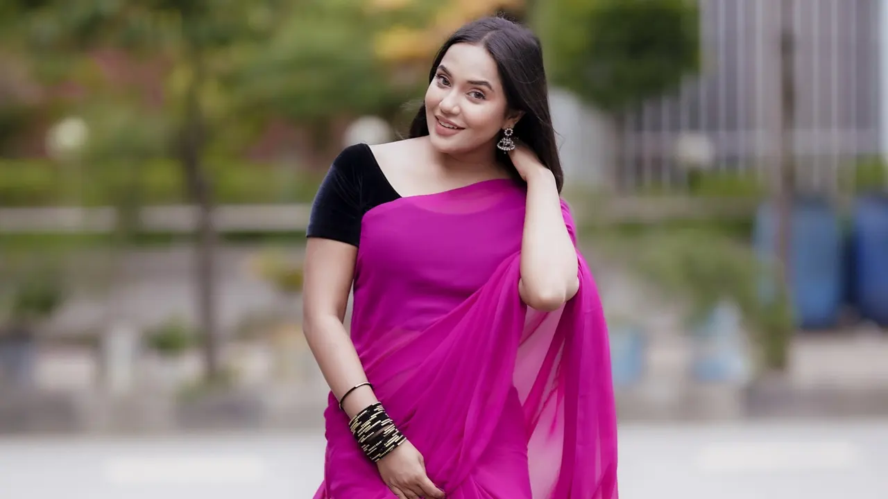 অভিনেত্রী সামিরা খান মাহি। ছবি: সংগৃহীত  