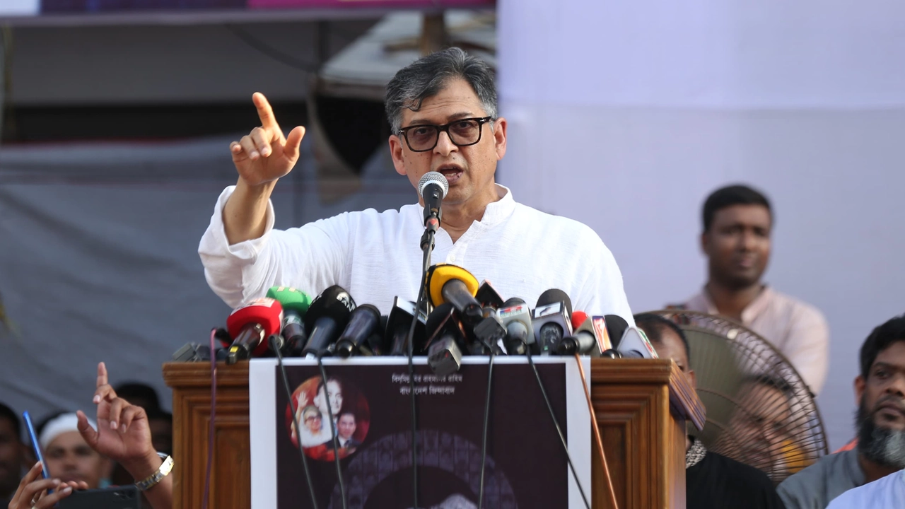 নয়াপল্টনে বিএনপির স্থায়ী কমিটির সদস্য সালাহউদ্দিন আহমেদ। ছবি : সংগৃহীত