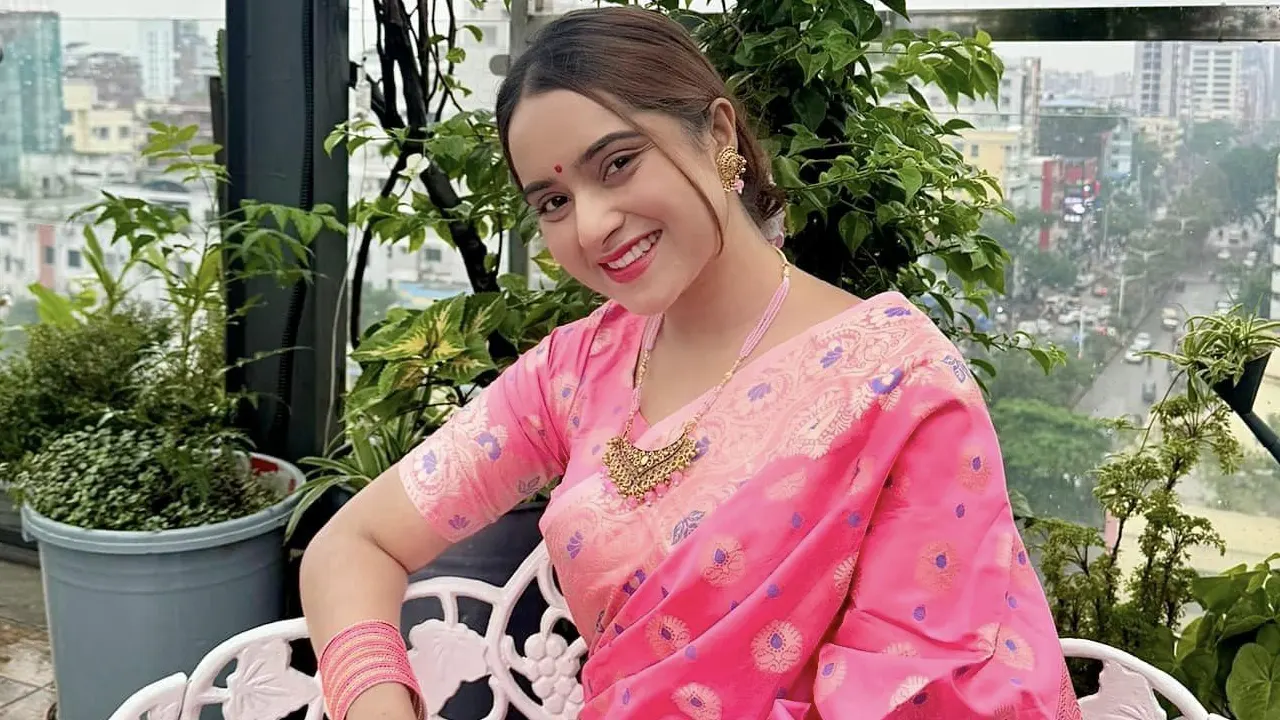 আসছেন কেয়া পায়েল। ছবি সংগৃহীত  