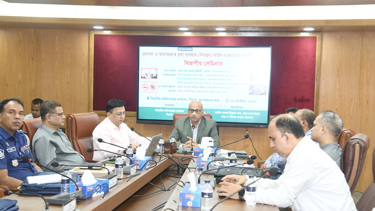 সিলেটের বিভাগীয় কমিশনার আবু আহমদ ছিদ্দীকী। ছবি : কালবেলা