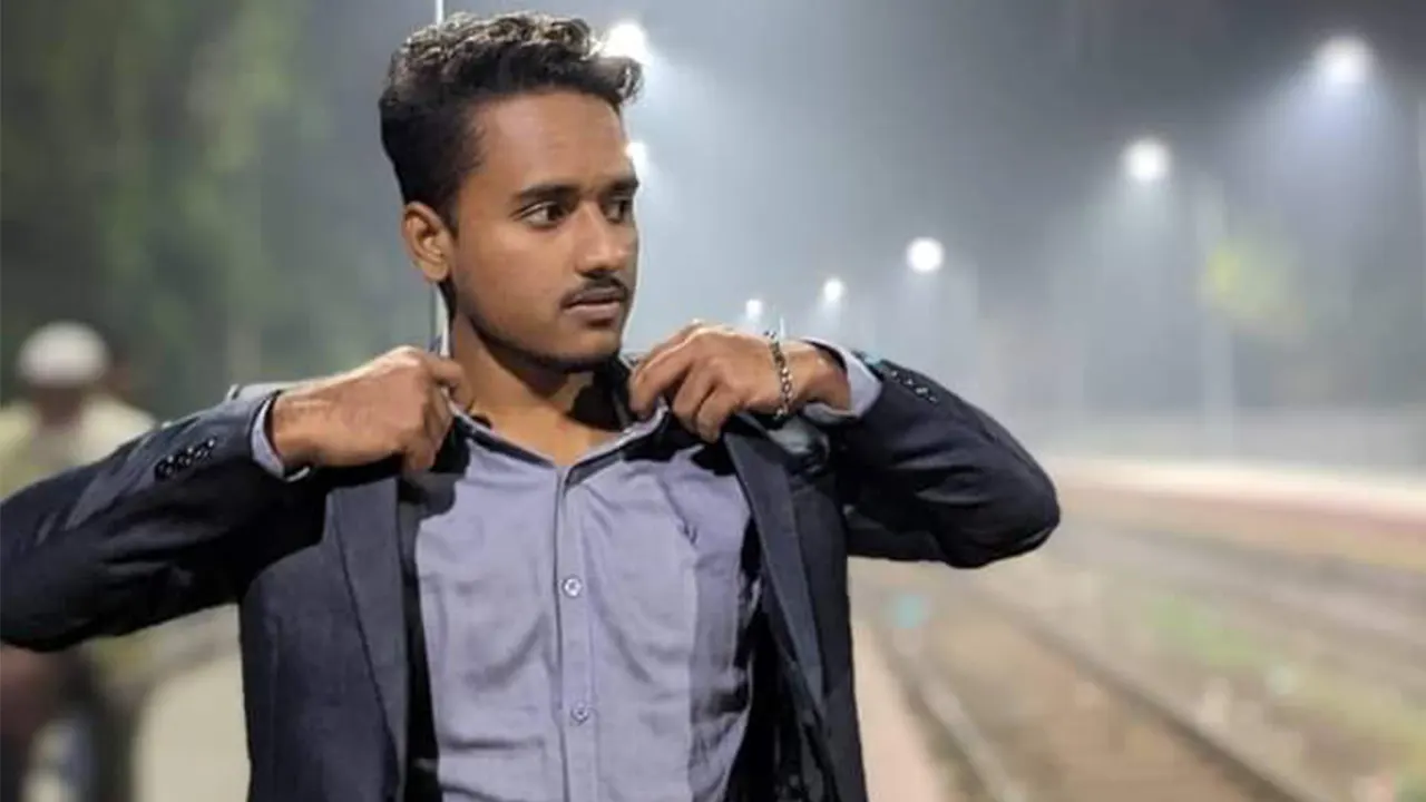 মারধরের শিকার ছাত্রলীগ কর্মী। ছবি : কালবেলা