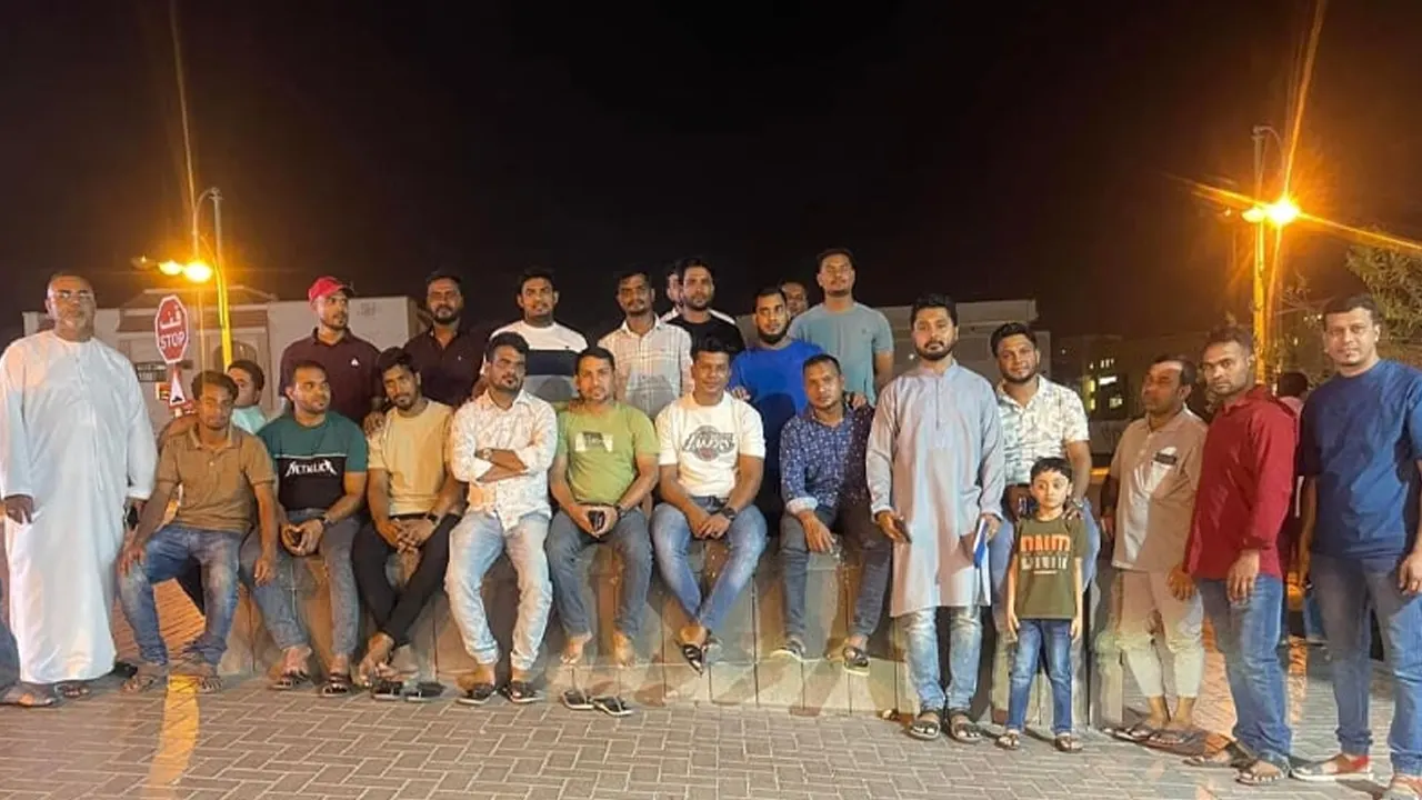 আমিরাতে লটারি জেতা প্রবাসীরা। ছবি : সংগৃহীত
