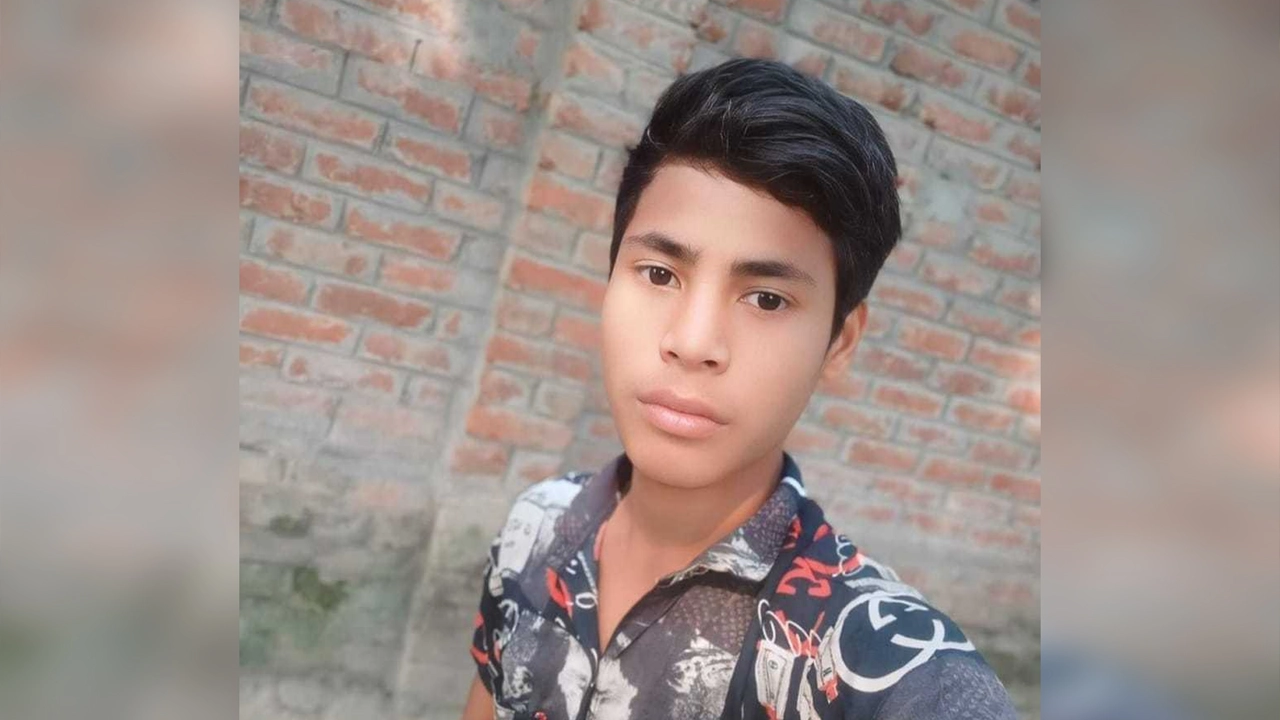 বিএসএফের গুলিতে নিহত কিশোর শ্রী জয়ন্ত কুমার সিংহ। ছবি : কালবেলা