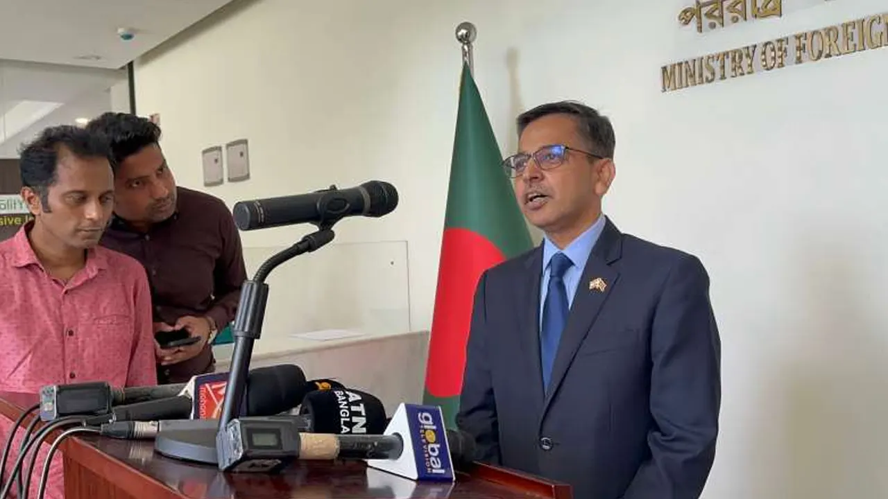 সম্পর্কের স্বার্থে সীমান্ত হত্যা থেকে বের হয়ে আসতে হবে : পররাষ্ট্র উপদেষ্টা