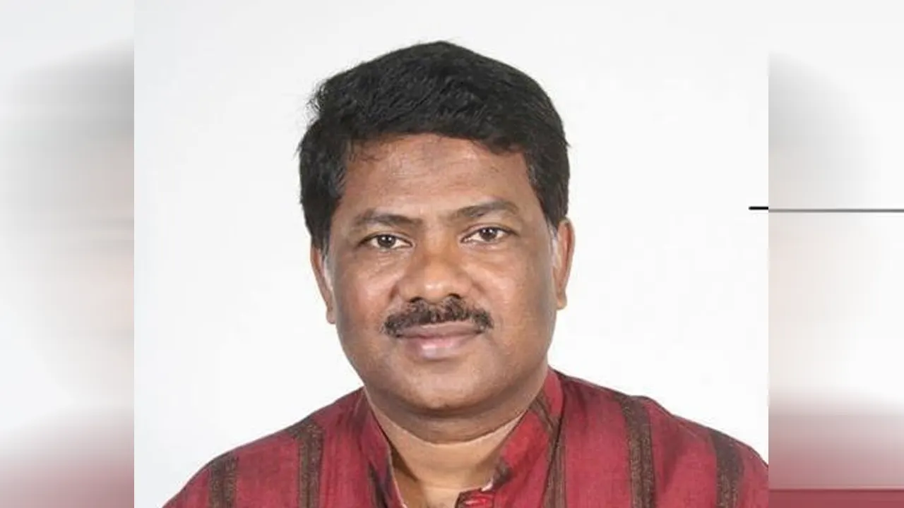 অ্যাডভোকেট এম রুহুল কুদ্দুস তালুকদার দুলু