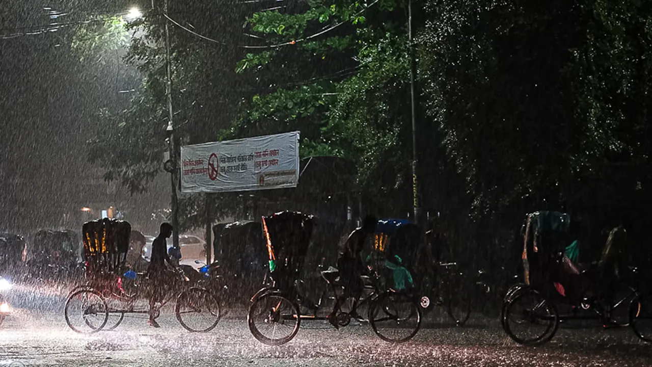 দেশের বিভিন্ন জেলায় অতি ভারী বৃষ্টির শঙ্কা জানিয়েছে আবহাওয়া অফিস। ছবি : সংগৃহীত