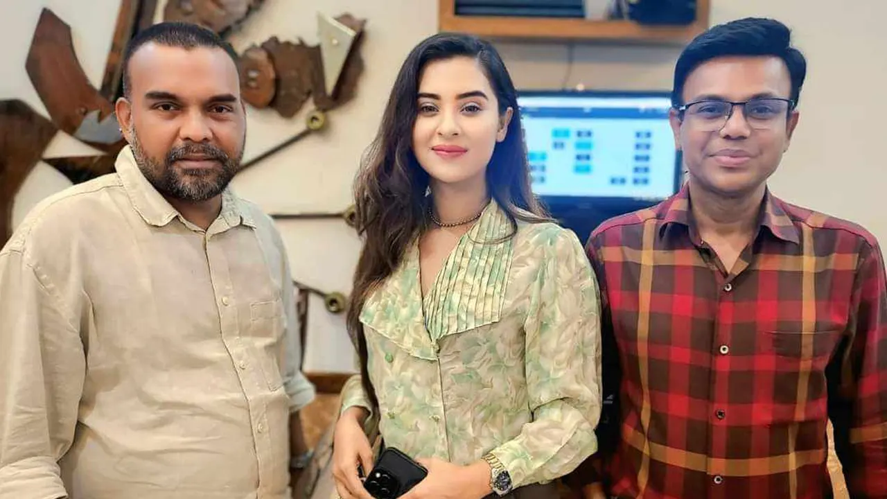 নতুন সিনেমায় বুবলী, প্রযোজক আওয়ামী লীগ নেতা