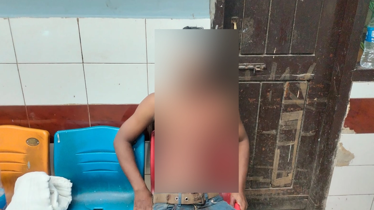 হাসপাতালে চিকিৎসা নেন আহতরা। ছবি : কালবেলা