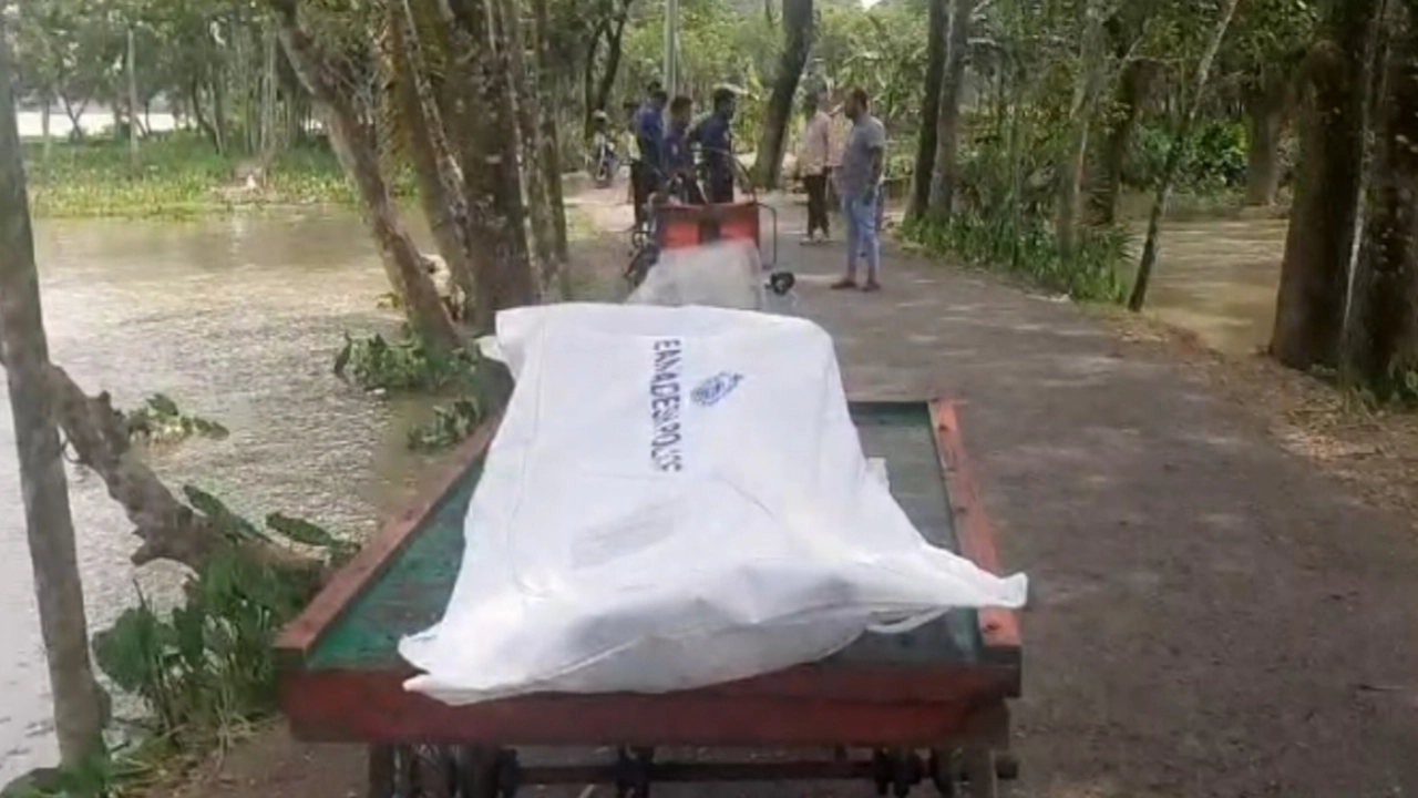 ভিক্ষা চাওয়ায় কুপিয়ে হত্যা