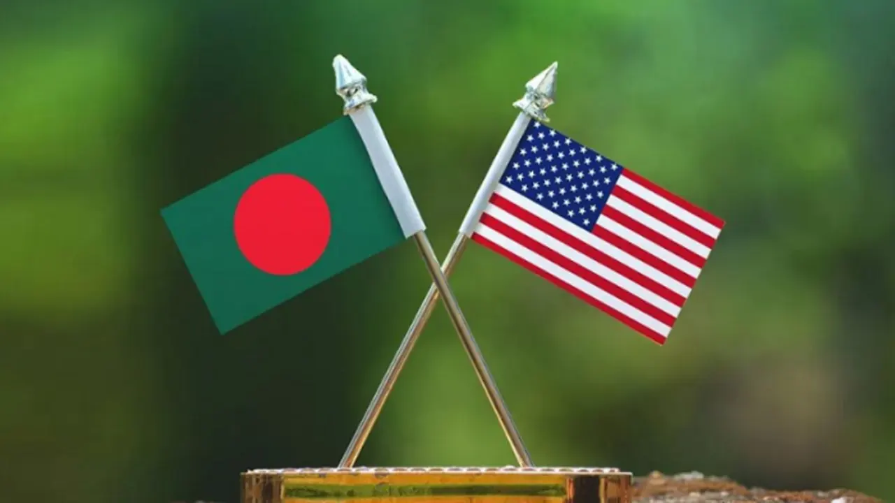 বাংলাদেশ ও যুক্তরাজ্যের পতাকা। ছবি : সংগৃহীত