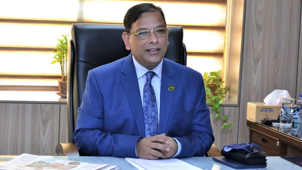 গণহত্যায় উসকানিদাতা সাংস্কৃতিককর্মী-সাংবাদিকদেরও বিচার হবে : নাহিদ ইসলাম
