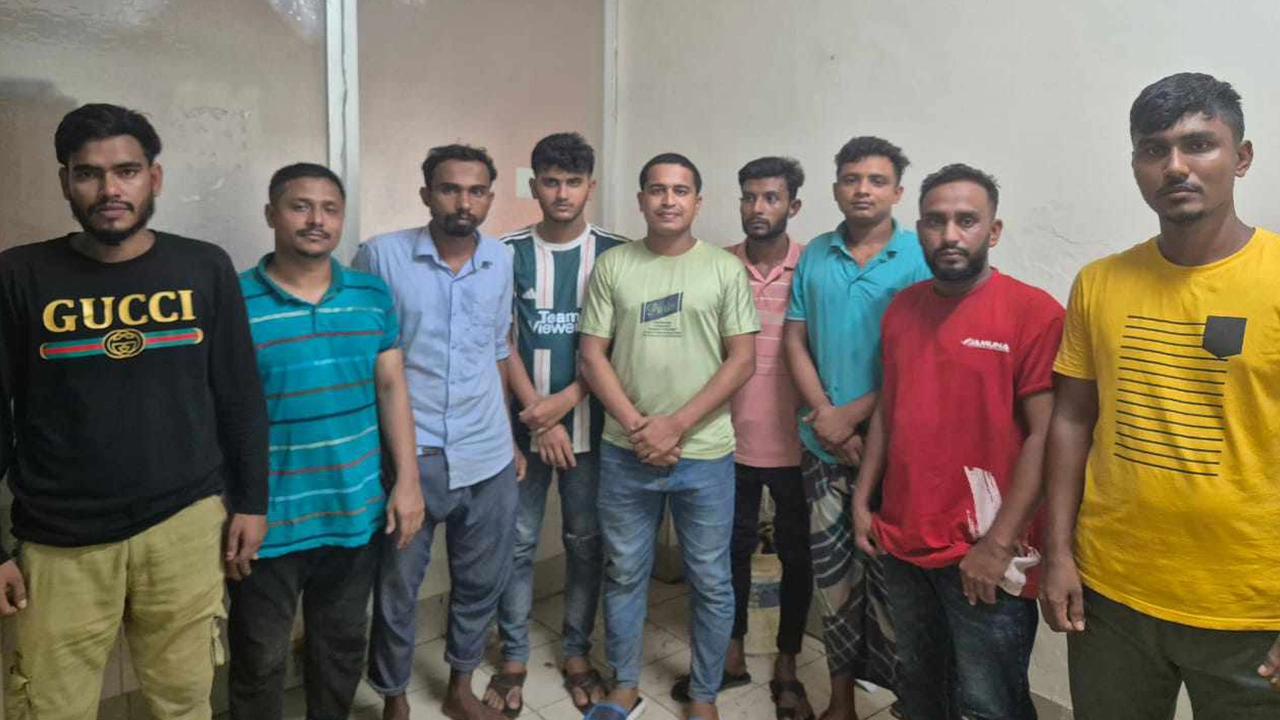 সিলেটের কোম্পানীগঞ্জে চাঁদাবাজির অভিযোগে ৯ জনকে আটক। ছবি : কালবেলা