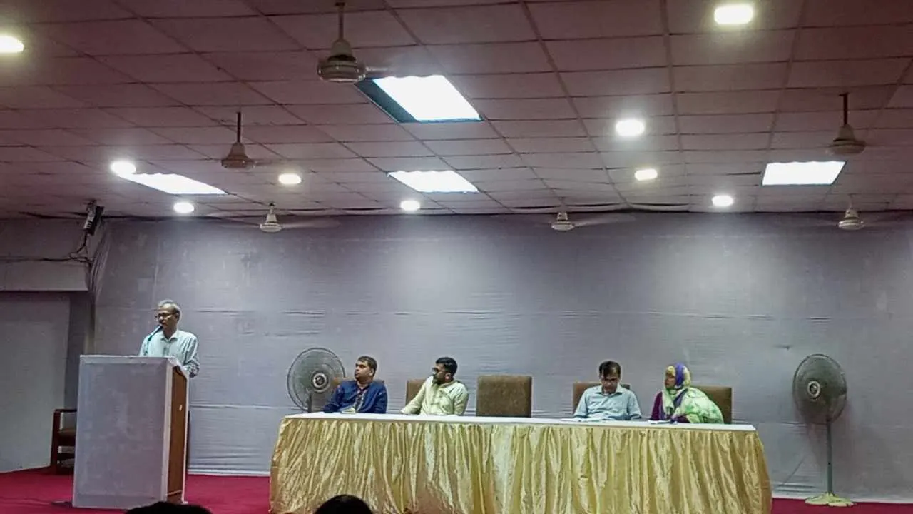 বিলম্ব ভর্তির দুই মাসের জরিমানা মওকুফ করল প্রশাসন