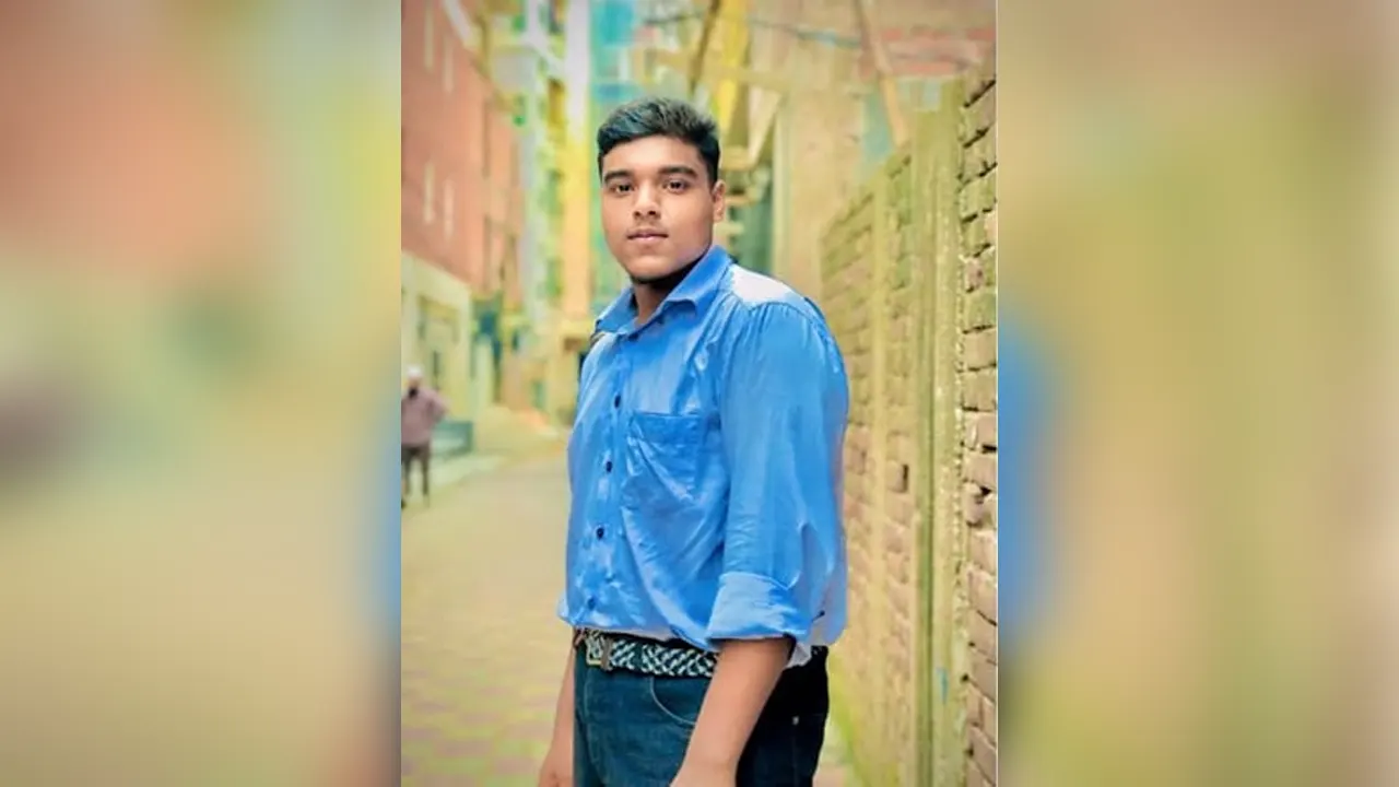 গত ৫ আগস্ট বিজয় মিছিলে গুলিতে নিহত হন বৈষম্যবিরোধী ছাত্র আন্দোলনের কর্মী মারুফ। ছবি : সংগৃহীত