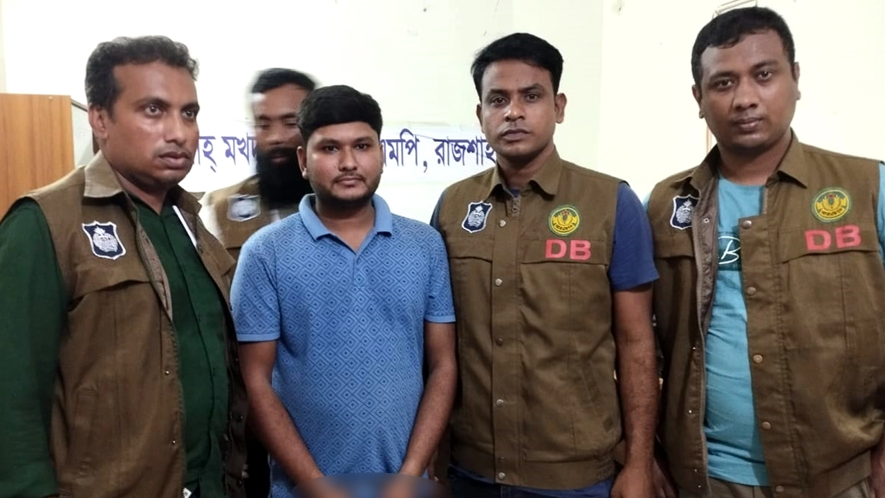 বগুড়া জেলা ছাত্রলীগের সভাপতি সজীব সাহাকে গ্রেপ্তার। ছবি : কালবেলা