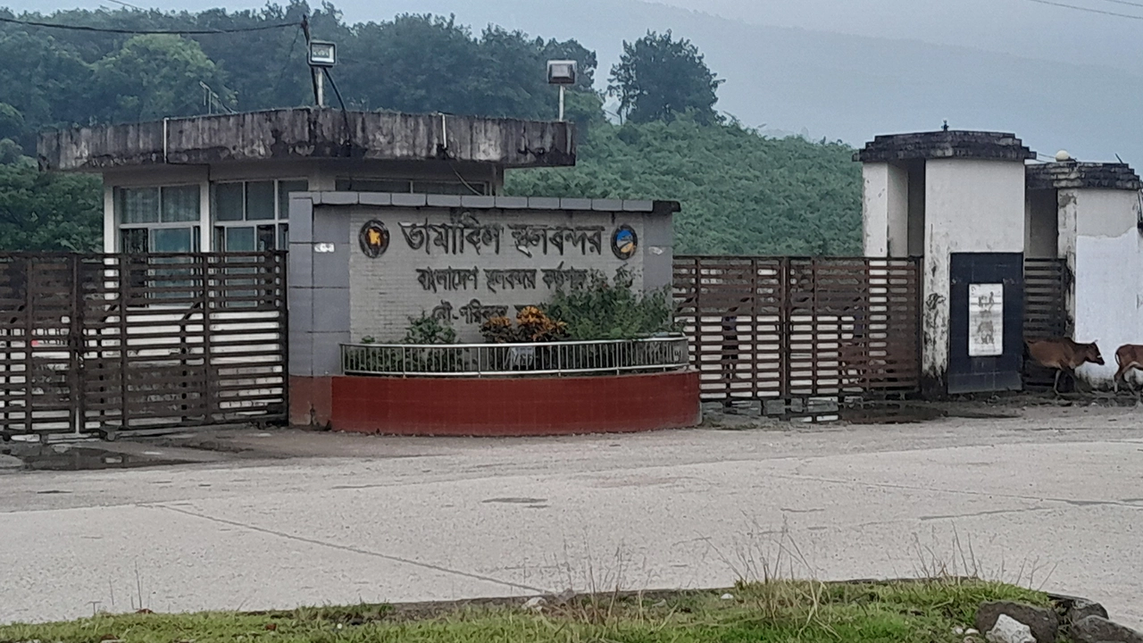 তামাবিল স্থলবন্দর। ছবি : কালবেলা
