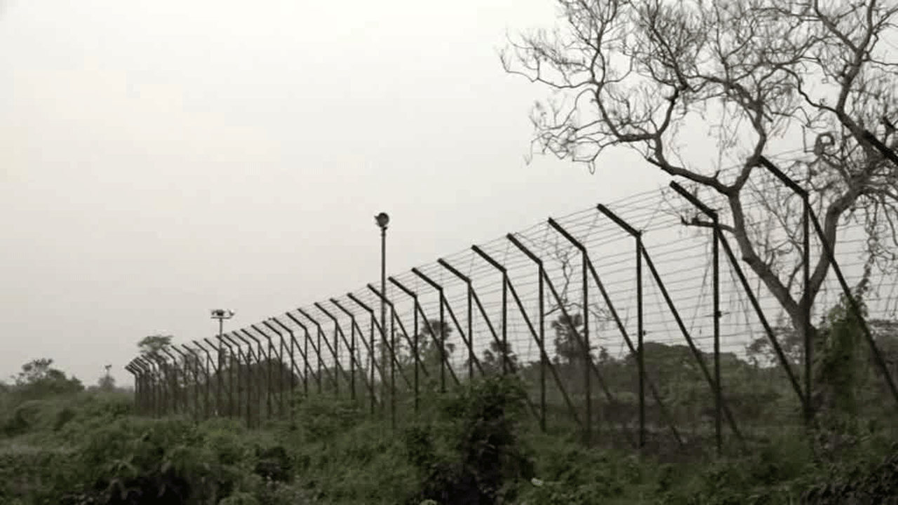 সীমান্ত। ছবি : সংগৃহীত
