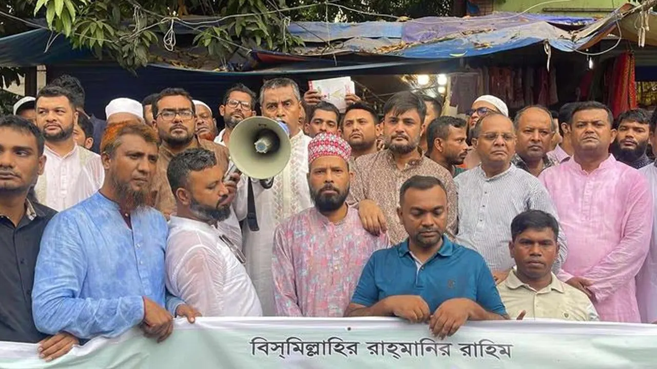 ডেঙ্গু সচেতনতায় দলের ঘোষিত ধারাবাহিক ১০ দিনের কর্মসূচির অংশ। ছবি : সংগৃহীত