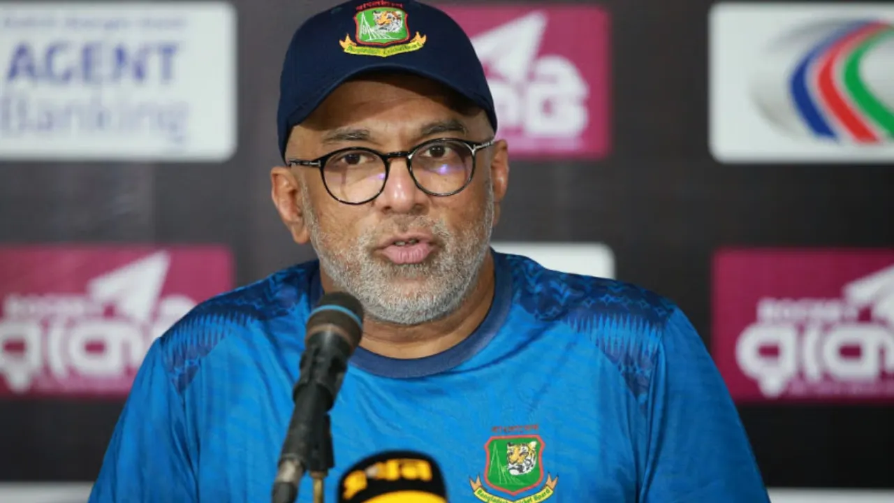 চন্ডিকা হাথুরিংসে। ছবি : সংগৃহীত