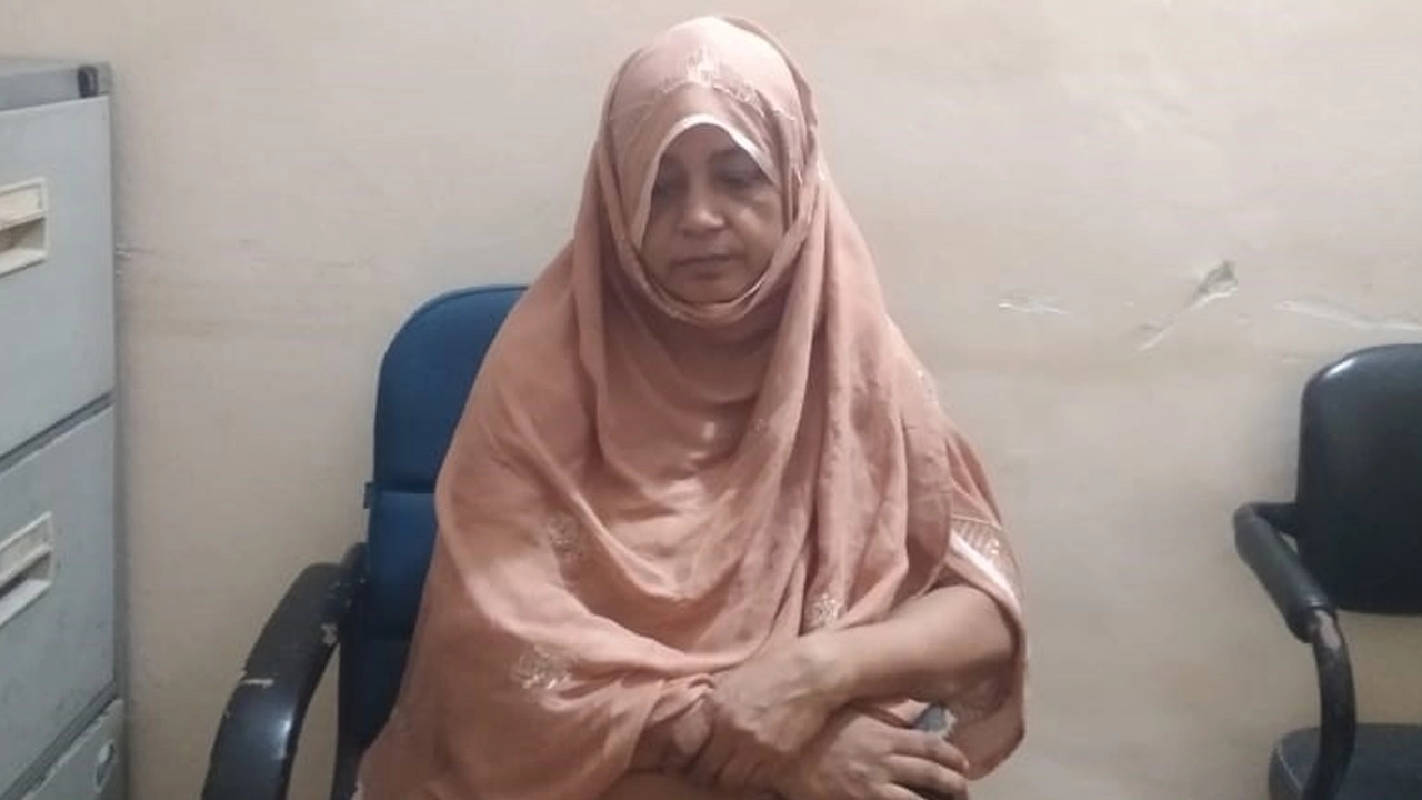 নিহত রুহুল আমিনের প্রথম স্ত্রী নাদিয়া বেগম। ছবি : কালবেলা