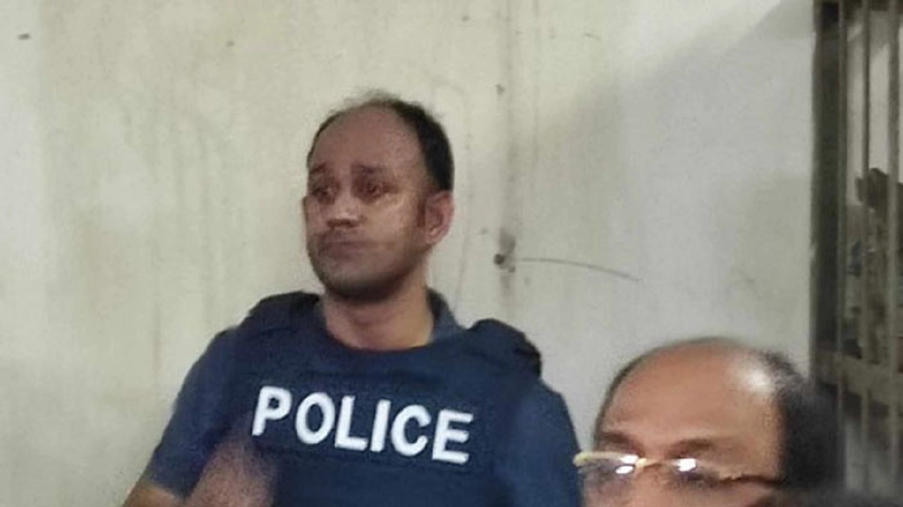 ব্যারিস্টার সৈয়দ সায়েদুল হক সুমনের ৫ দিনের রিমান্ড মঞ্জুর করেছেন আদালত। ছবি : সংগৃহীত