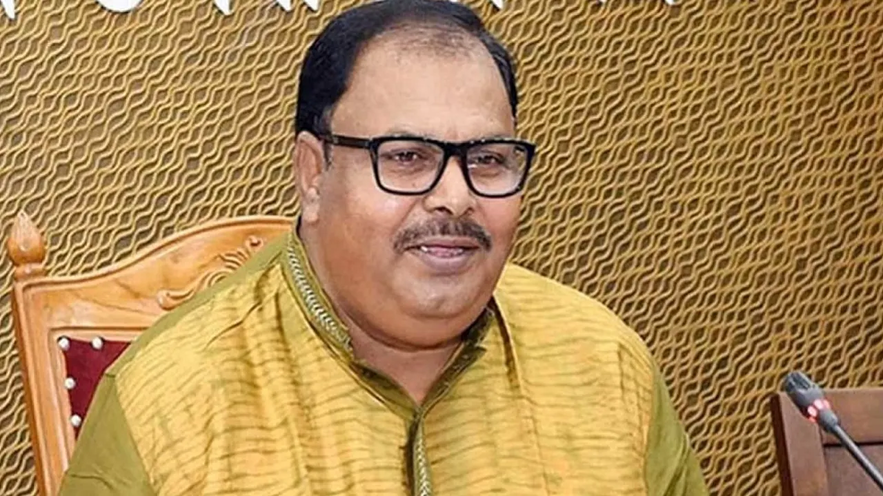 সাবেক প্রাথমিক ও গণশিক্ষা প্রতিমন্ত্রী জাকির হোসেন। ছবি : সংগৃহীত