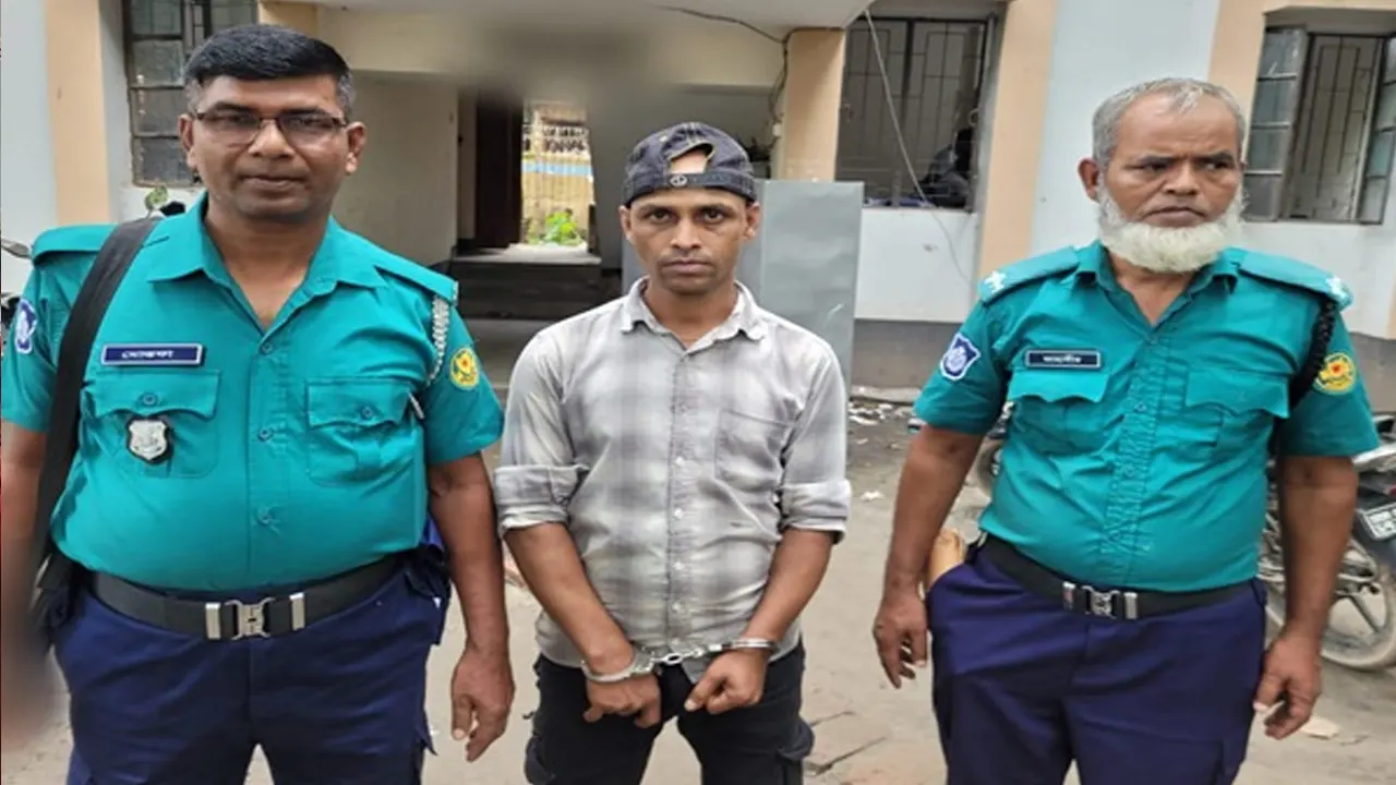গ্রেপ্তার হওয়া ব্যক্তি প্রকাশ ওরফে পকা। ছবি : সংগৃহীত