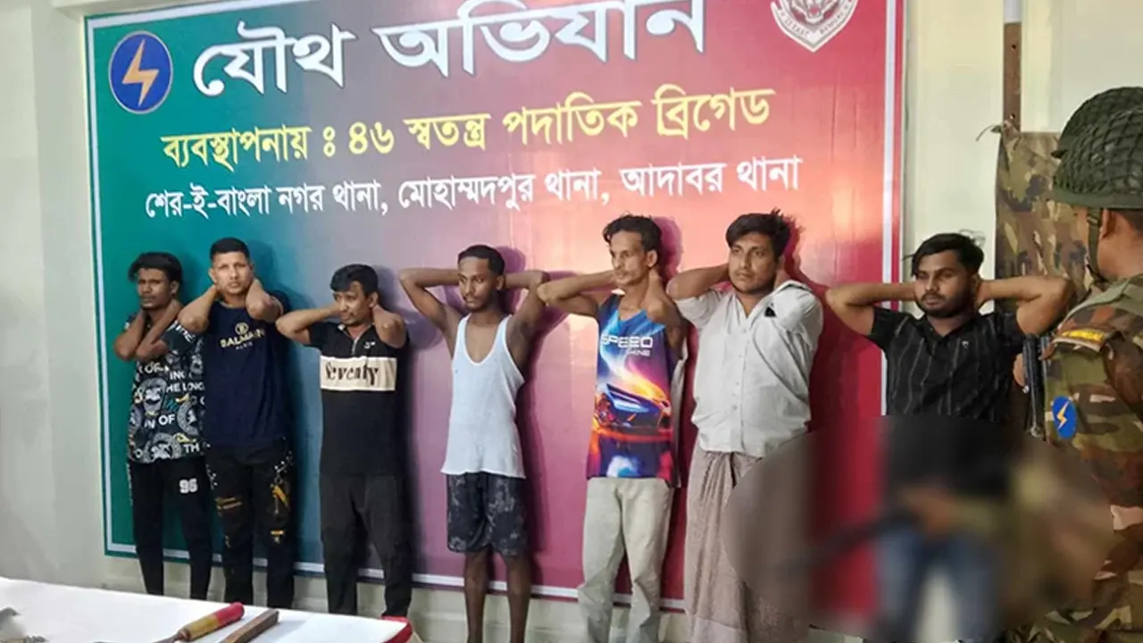 মোহাম্মদপুরের জেনেভা ক্যাম্প থেকে ৭ জনকে আটক করা হয়। ছবি : কালবেলা