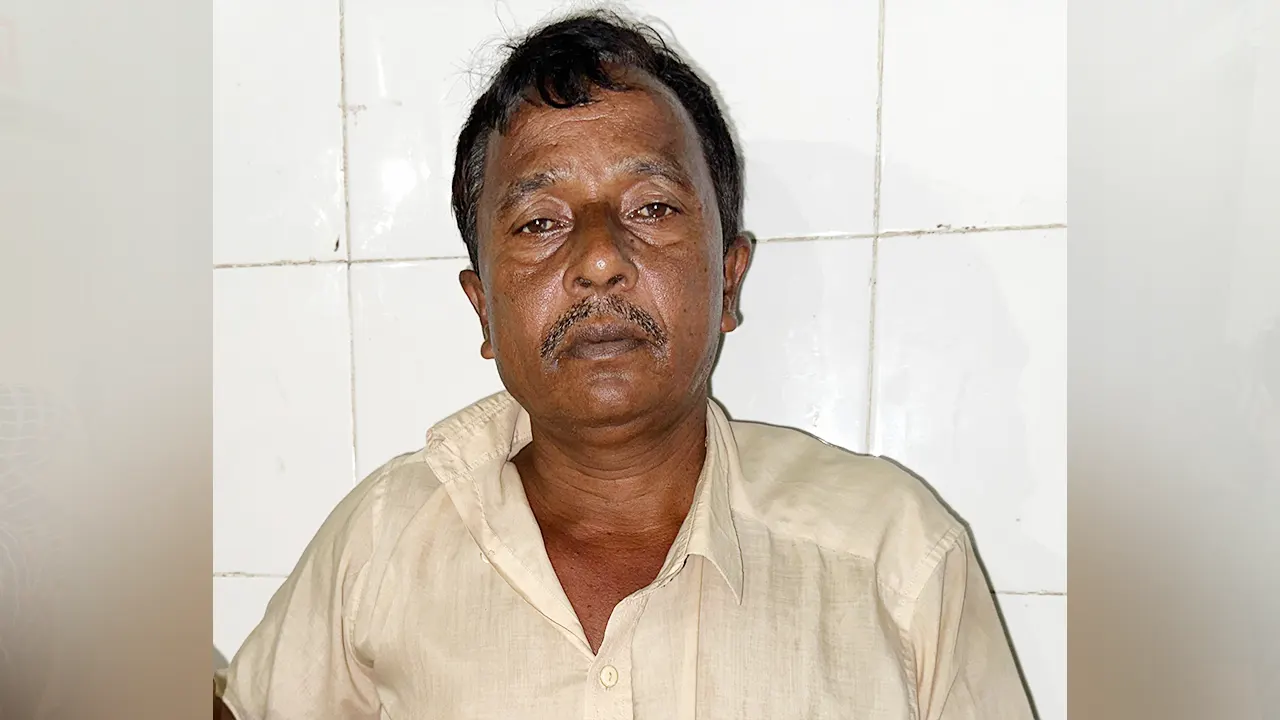 আহত বিএনপি নেতা জাহিদ মিয়া। ছবি : কালবেলা