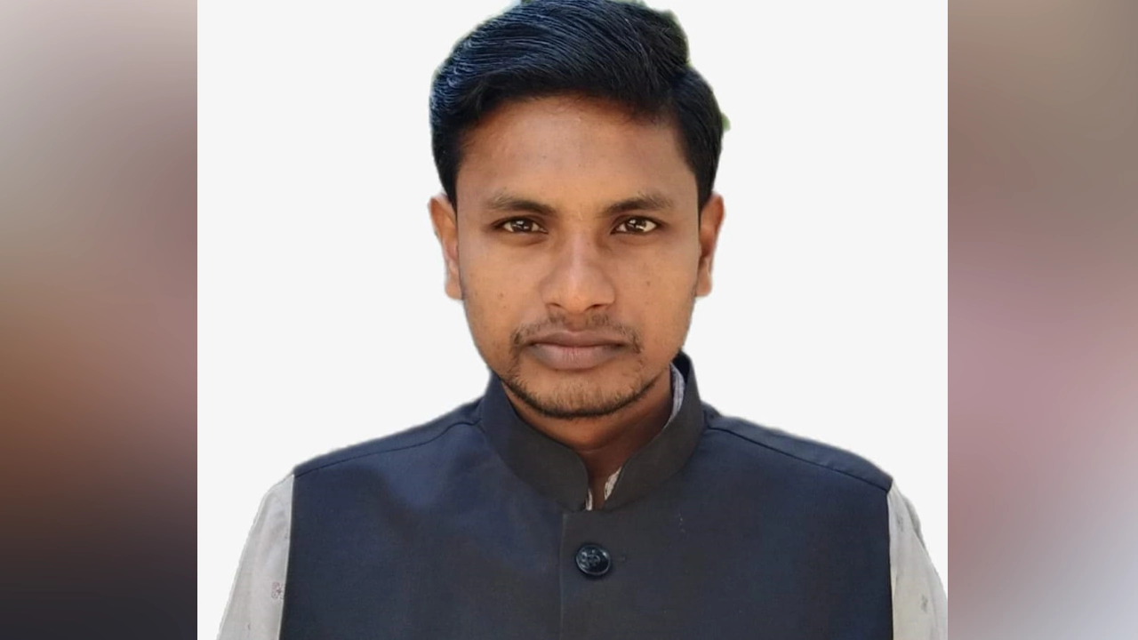 ফুলবাড়ি উপজেলা আওয়ামী লীগ নেতা আব্দুল আউয়াল। ছবি : কালবেলা