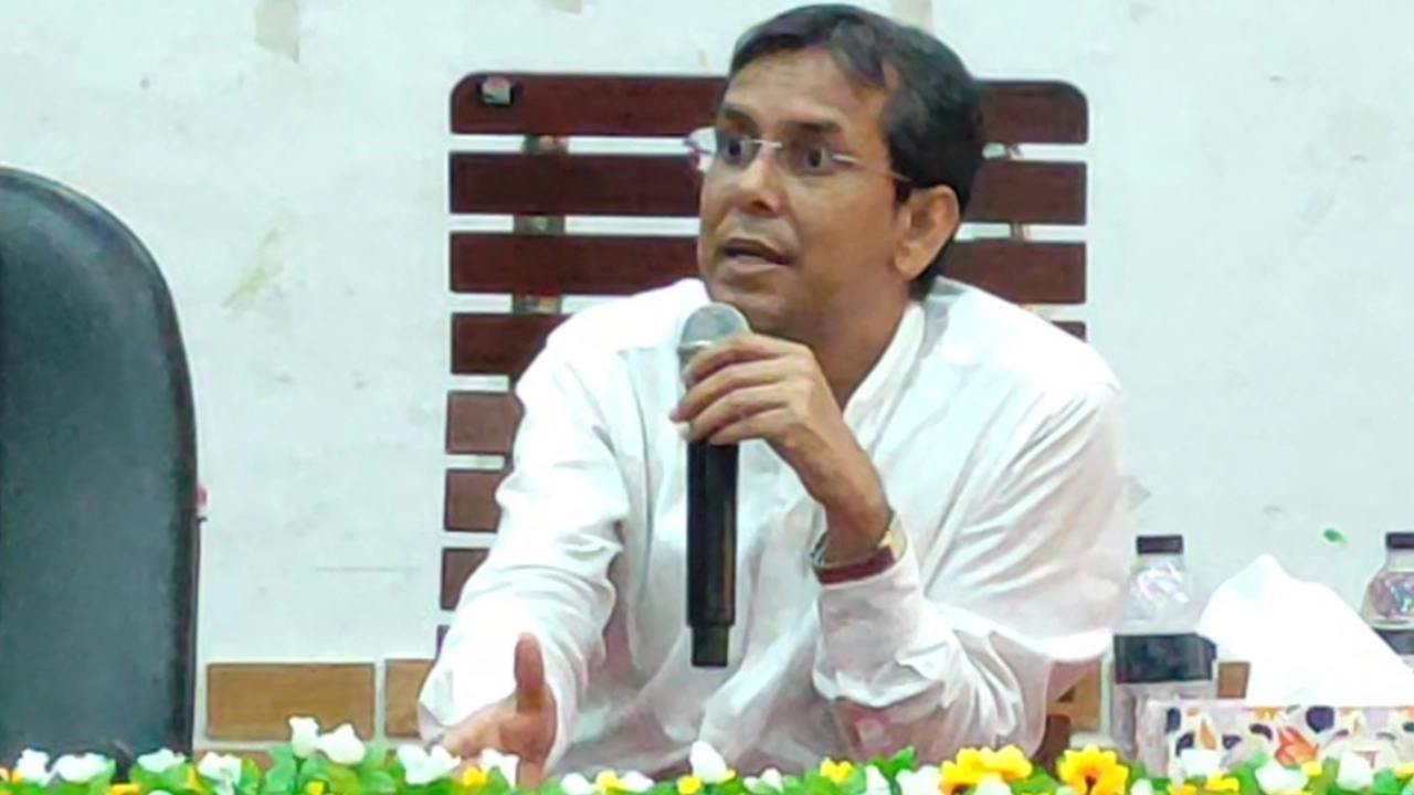 যবিপ্রবি উপাচার্য অধ্যাপক ড. মো. আব্দুল মজিদ। ছবি : কালবেলা