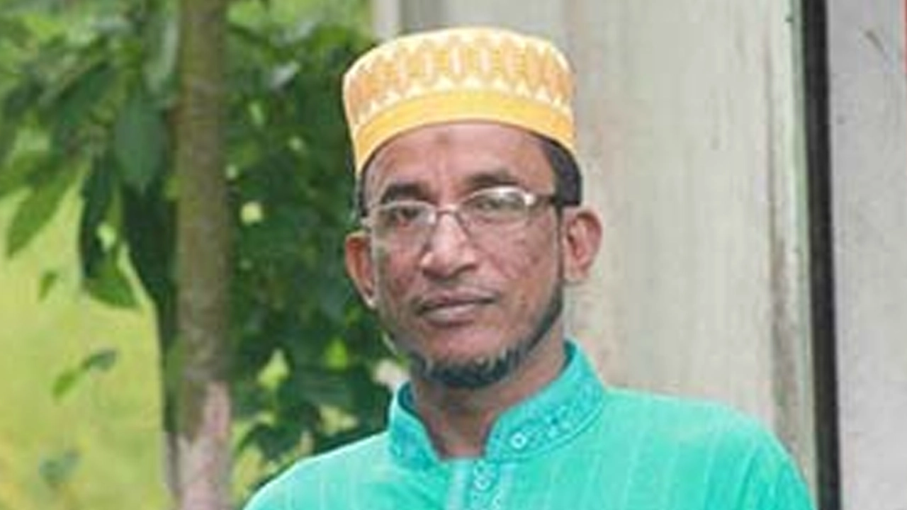 গ্রেপ্তার আওয়ামী লীগ নেতা আমির হোসেন। ছবি : কালবেলা
