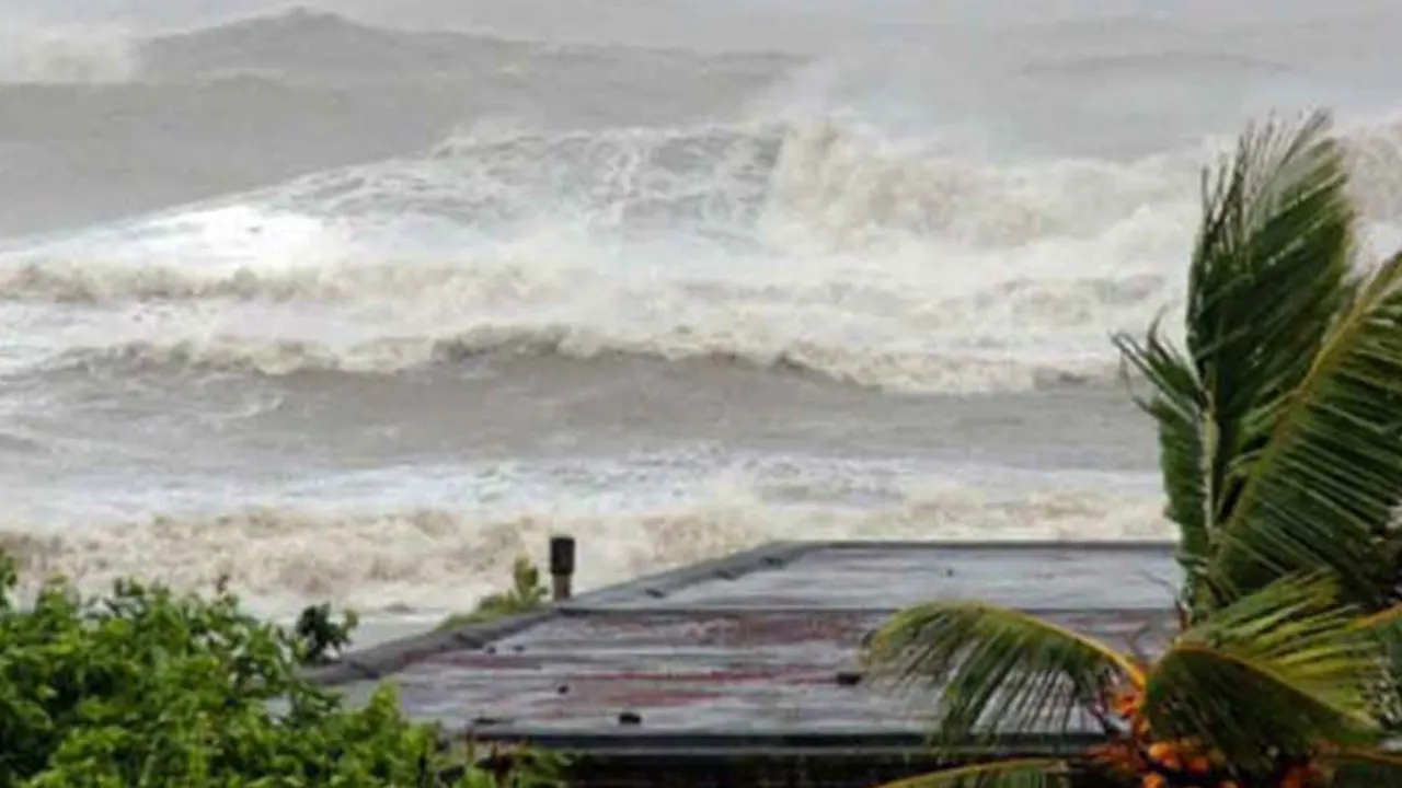 উত্তাল সাগর। ছবি : সংগৃহীত