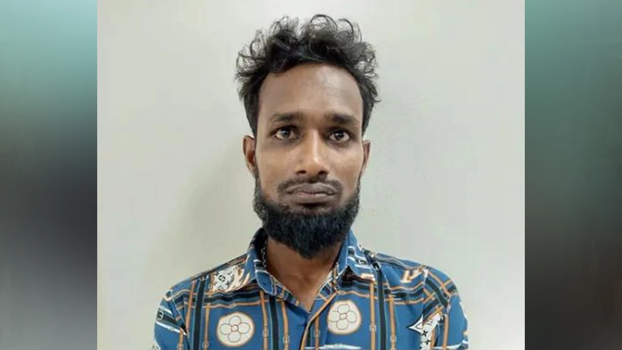গ্রেপ্তার আকাশ হাওলাদার। ছবি : কালবেলা