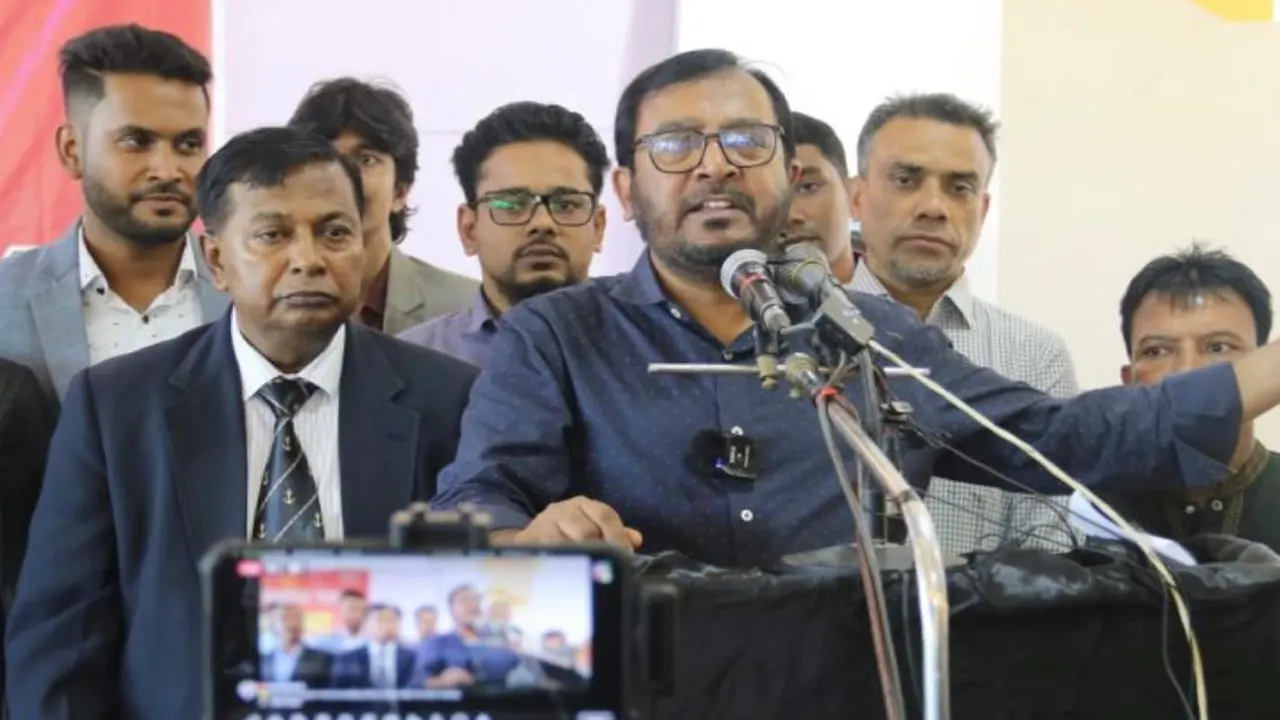 আমার বাংলাদেশ পার্টির (এবি পার্টি) সদস্য সচিব মজিবুর রহমান মঞ্জু‌। ছবি : কালবেলা