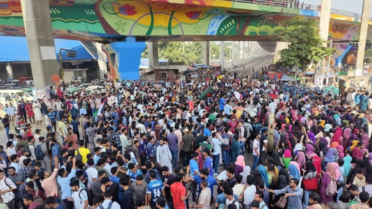 অবরোধ প্রত্যাহার করলেন তিতুমীর কলেজের শিক্ষার্থীরা 