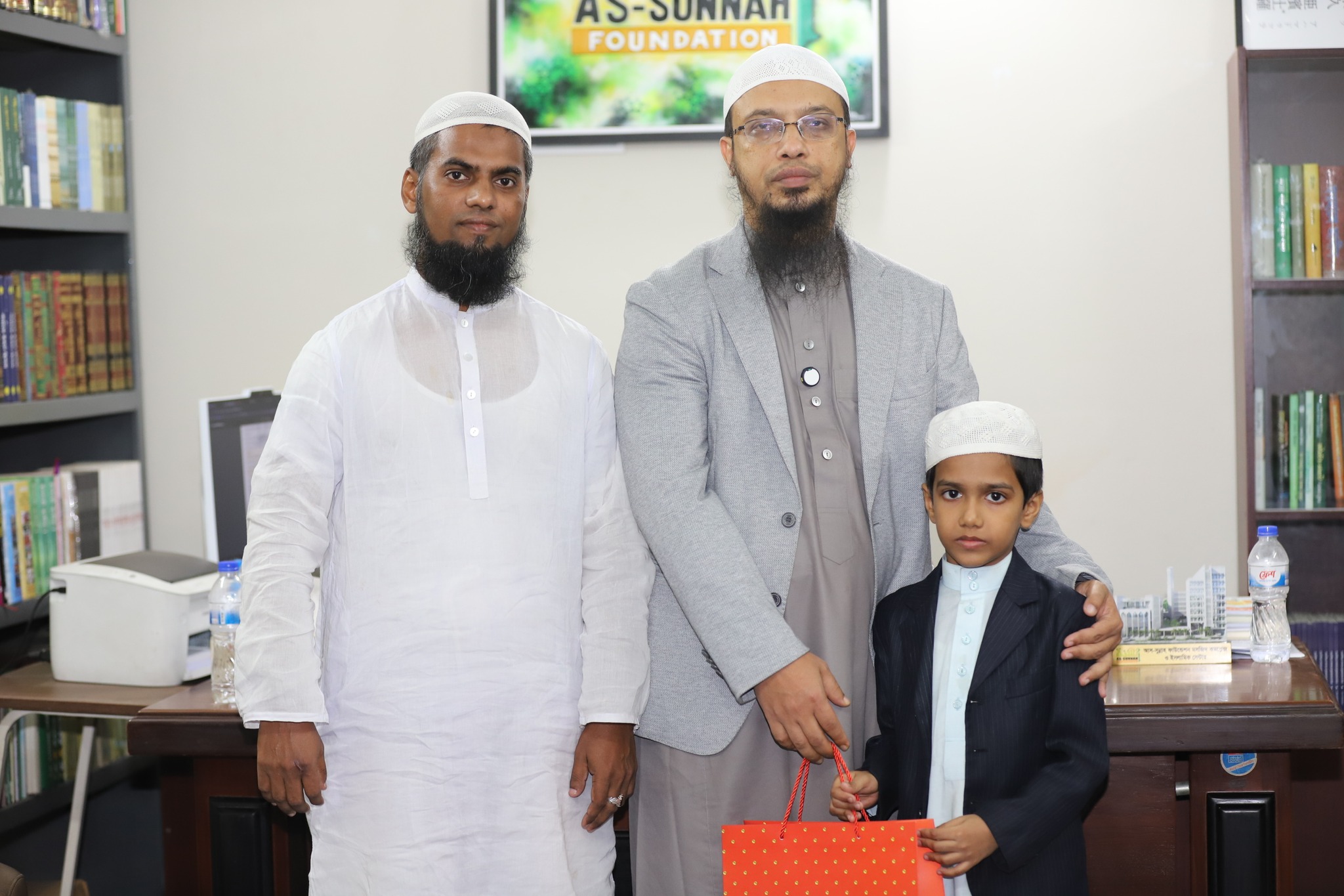 ৪৯ দিনে হাফেজ হওয়া সেই হাবিবুরের ইচ্ছাপূরণ করলেন আহমাদুল্লাহ