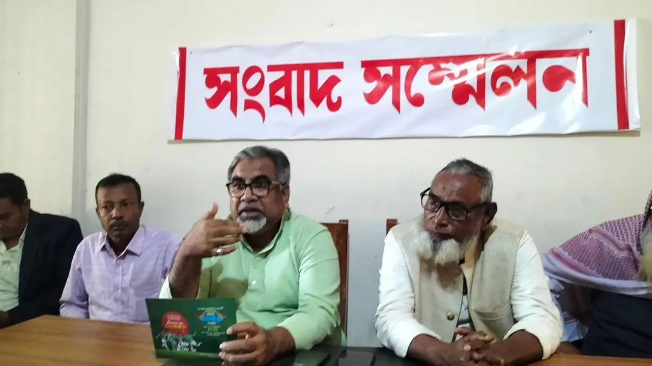 সংবাদ সম্মেলনে বিএনপির যুগ্ম মহাসচিব সৈয়দ এমরান সালেহ প্রিন্স। ছবি : কালবেলা