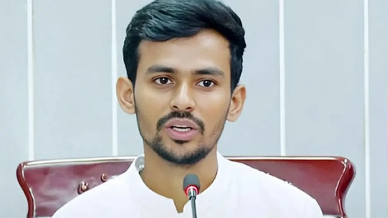 উপদেষ্টা আসিফ মাহমুদ সজীব ভূঁইয়া। ছবি : সংগৃহীত 