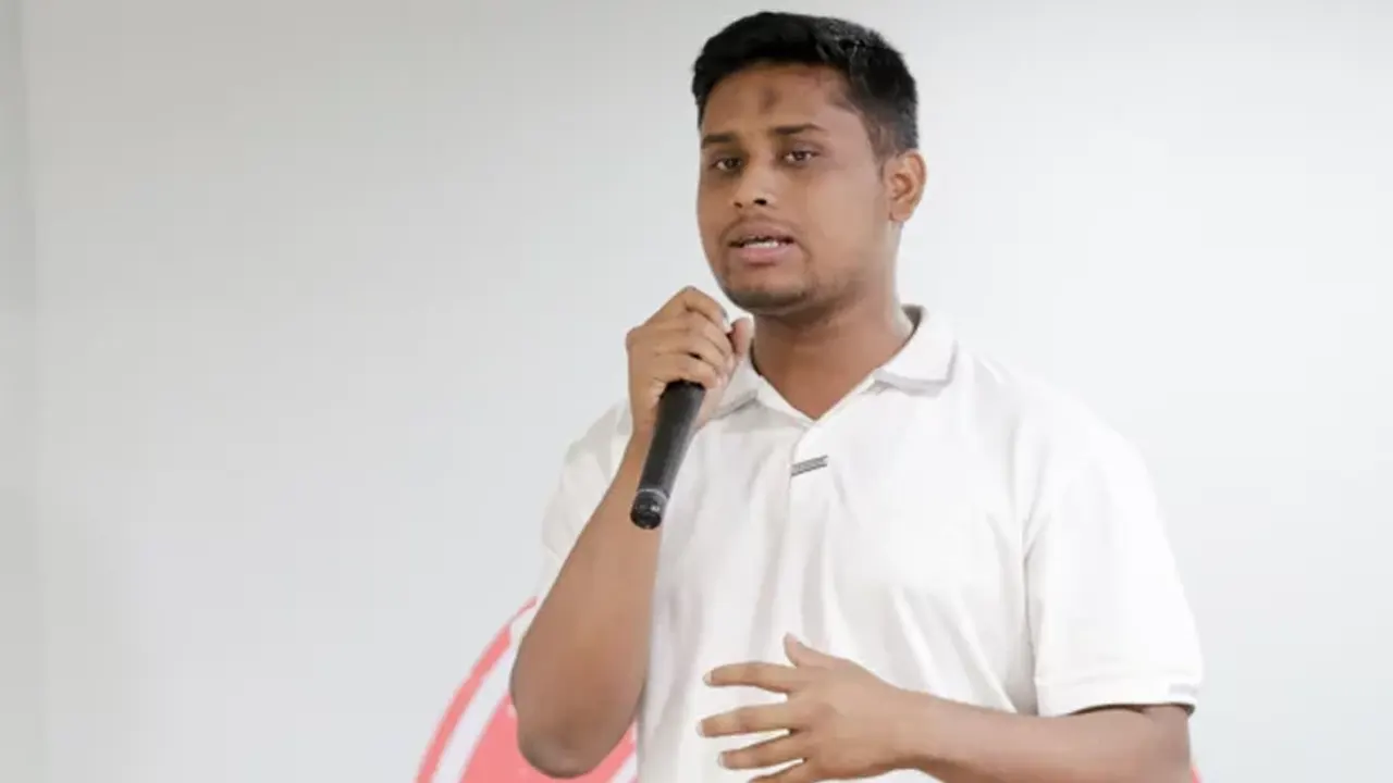 বৈষম্যবিরোধী ছাত্র আন্দোলনের আহ্বায়ক হাসনাত আব্দুল্লাহ। পুরোনো ছবি