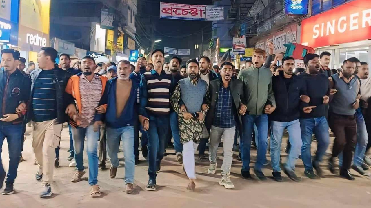 জামালপুরে জেলা যুবদলের আনন্দ মিছিল। ছবি : কালবেলা