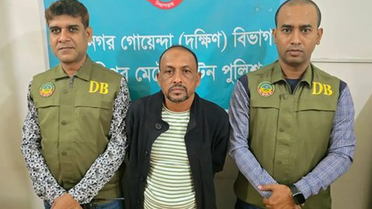 কামু বাহিনীর প্রধান কামরুল ইসলাম কামু গ্রেপ্তার। ছবি : কালবেলা
