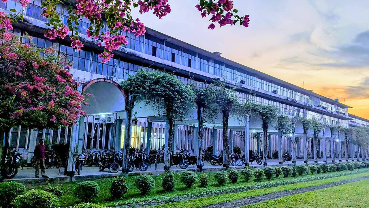 বাকৃবি ক্যাম্পাস। ছবি : কালবেলা