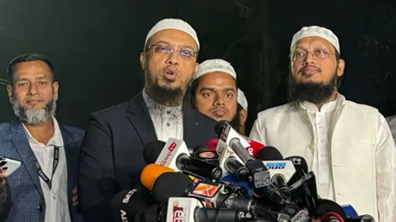 আস-সুন্নাহ ফাউন্ডেশনের চেয়ারম্যান শায়খ আহমাদুল্লাহ। ছবি : সংগৃহীত