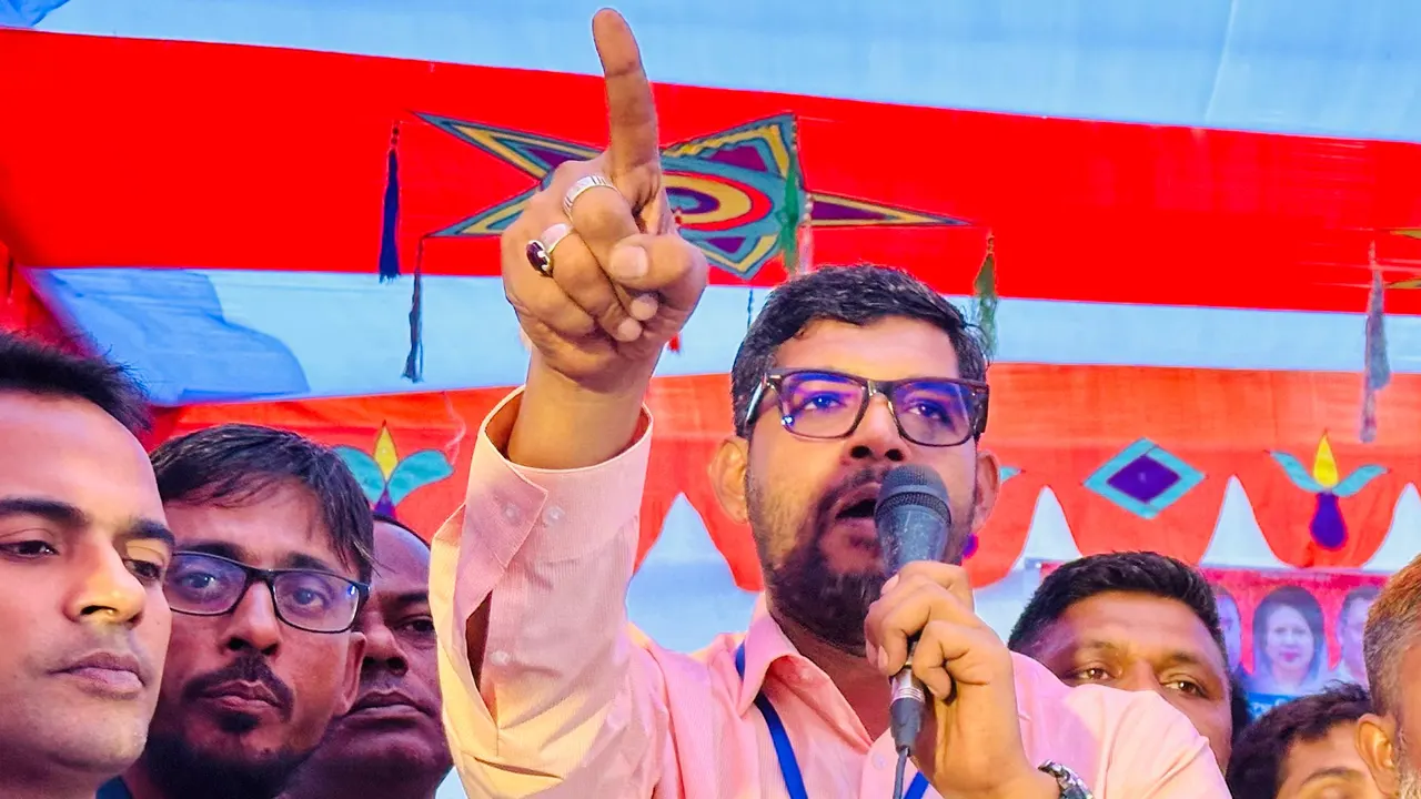 যুবদলের কর্মীসভায় বক্তব্য দেন শরীফ উদ্দিন জুয়েল। ছবি : কালবেলা