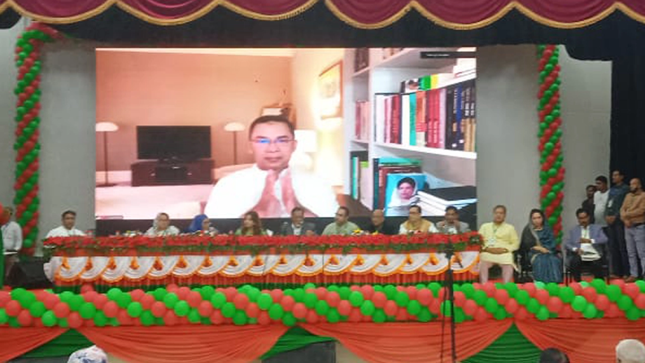 বিভাগীয় প্রশিক্ষণ কর্মশালার সমাপনী অধিবেশনে বিএনপির ভারপ্রাপ্ত চেয়ারম্যান তারেক রহমান। ছবি : কালবেলা