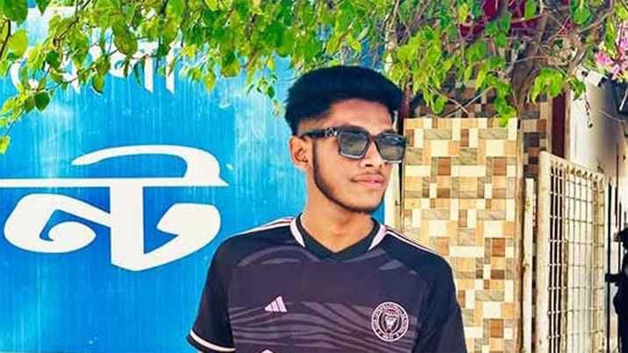 কলেজছাত্র আবির হাসান হিরা। ছবি : সংগৃহীত