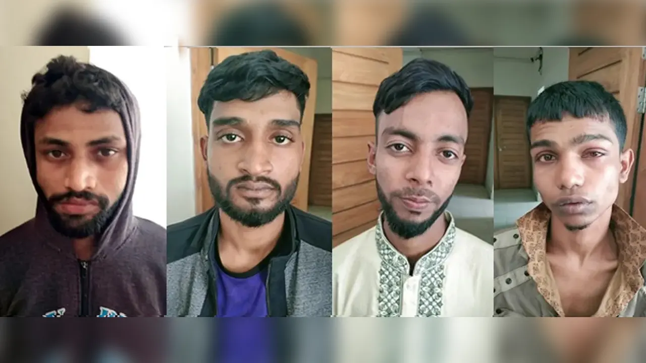 গ্রেপ্তারকৃত ৪ ছিনতাইকারী। ছবি : সংগৃহীত